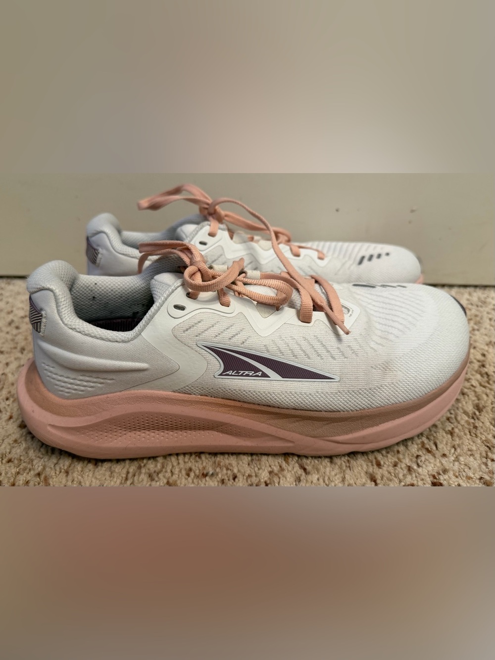 Altra Women’s Paradigm 8 Running Shoes,  Size 9.5